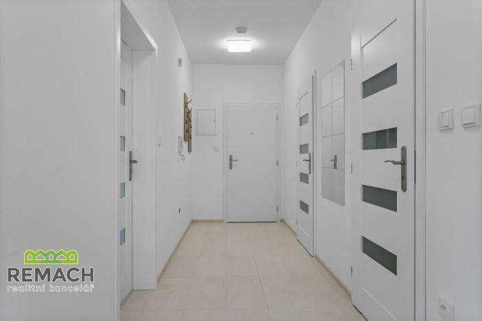 Pronájem bytu 2+kk, Náchod, Bartoňova, 61 m2