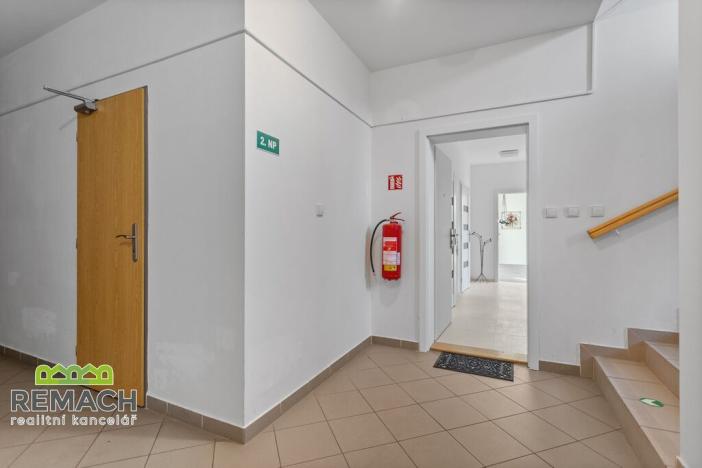 Pronájem bytu 2+kk, Náchod, Bartoňova, 61 m2