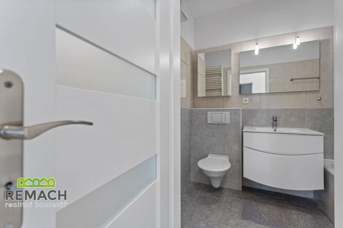 Pronájem bytu 2+kk, Náchod, Bartoňova, 61 m2