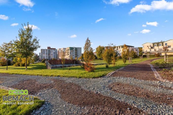 Pronájem bytu 2+kk, Náchod, Bartoňova, 61 m2