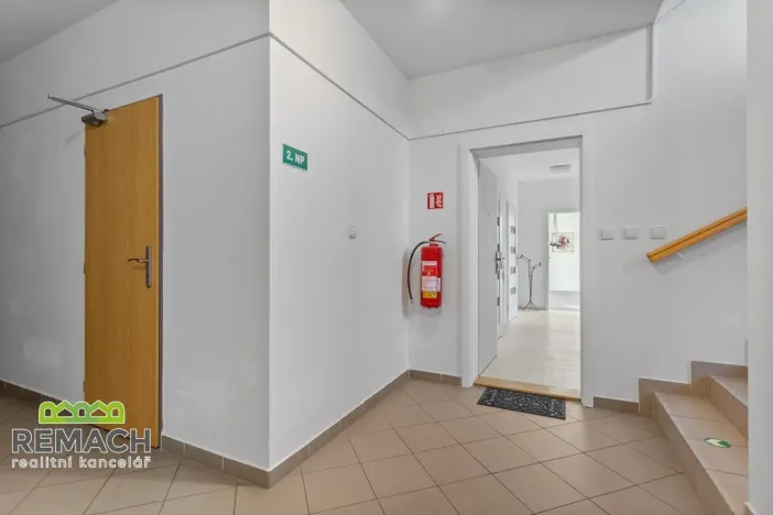 Pronájem bytu 2+kk, Náchod, Bartoňova, 61 m2