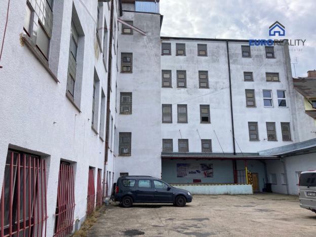 Prodej výrobních prostor, Aš, Okružní, 4500 m2