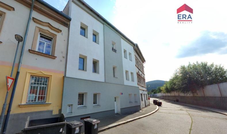 Pronájem bytu 1+kk, Ústí nad Labem - Krásné Březno, 1. máje, 23 m2