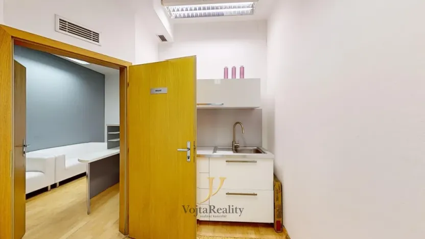 Prodej ordinace, Brno, Příkop, 65 m2