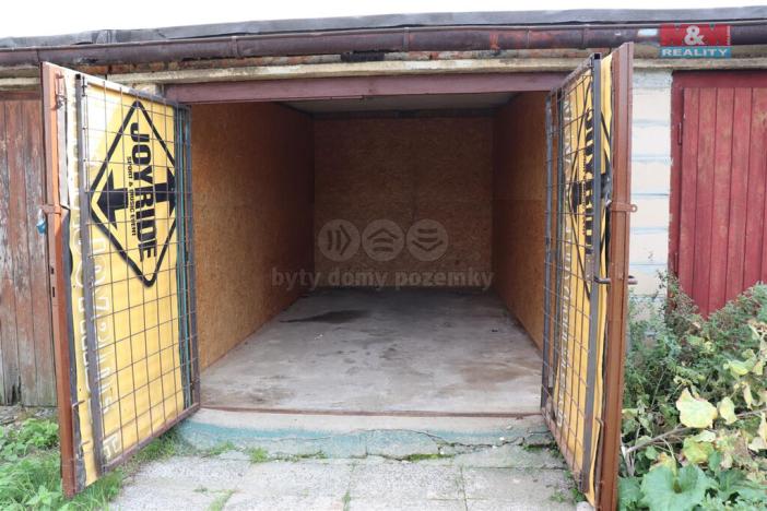 Prodej garáže, Praha, Novobohdalecká, 18 m2
