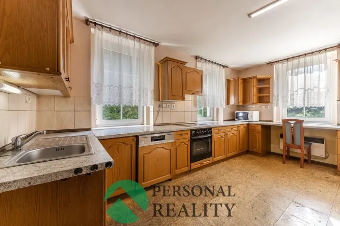 Prodej rodinného domu, Loket - Nadlesí, 460 m2