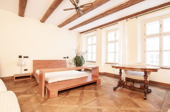 Prodej bytu 2+1, Praha - Staré Město, Karlova, 79 m2