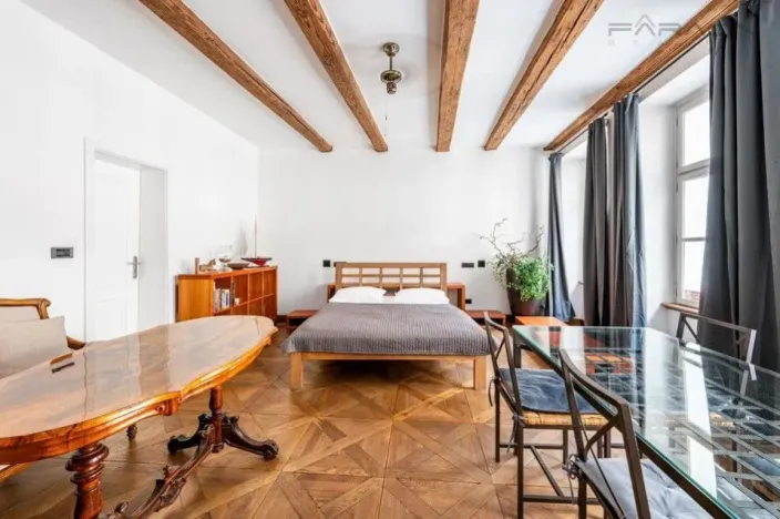 Prodej bytu 2+1, Praha - Staré Město, Karlova, 79 m2
