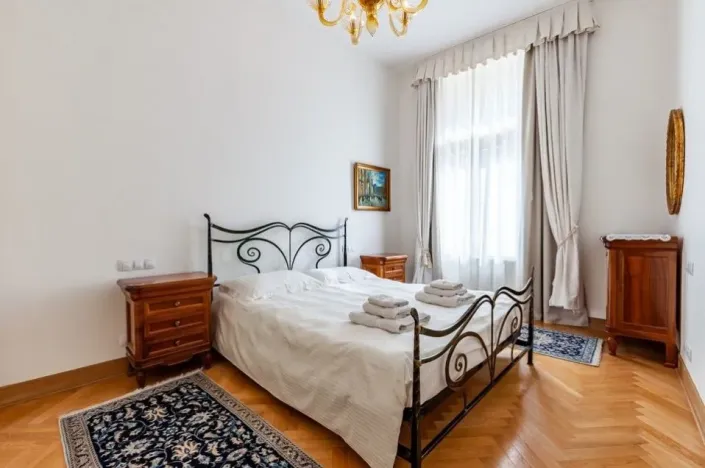 Pronájem bytu 3+kk, Praha - Vinohrady, Italská, 106 m2