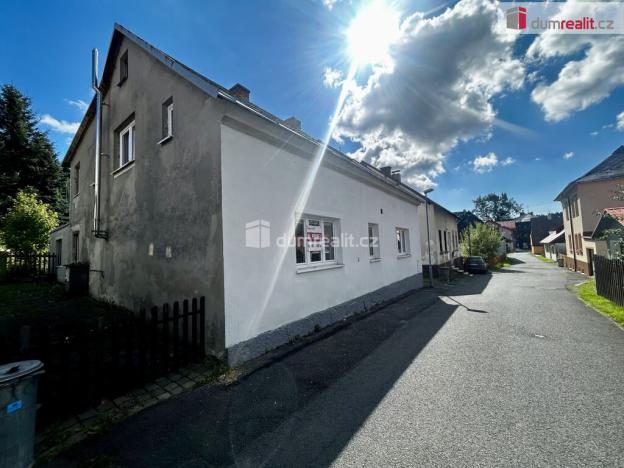 Prodej rodinného domu, Pernink, Střední, 180 m2