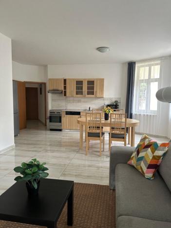 Prodej bytu 3+kk, Praha - Dolní Počernice, K zámku, 118 m2