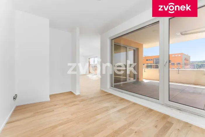 Prodej bytu 4+1, Zlín, Nad Stráněmi, 198 m2