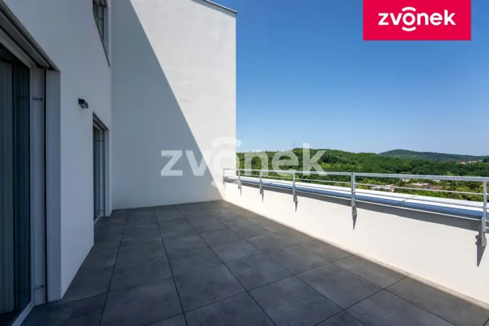 Prodej bytu 4+1, Zlín, Nad Stráněmi, 198 m2