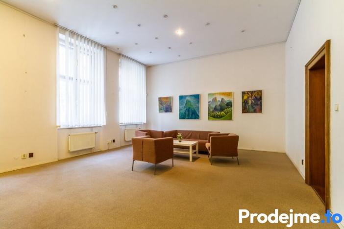 Pronájem komerční nemovitosti, Praha - Vinohrady, Velehradská, 95 m2