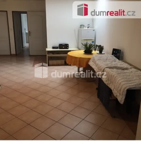 Pronájem bytu 1+kk, Praha - Hostavice, Pilská, 21 m2