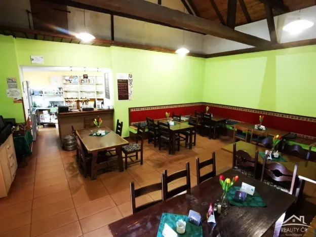 Prodej restaurace, Luka nad Jihlavou, Hřbitovní, 688 m2