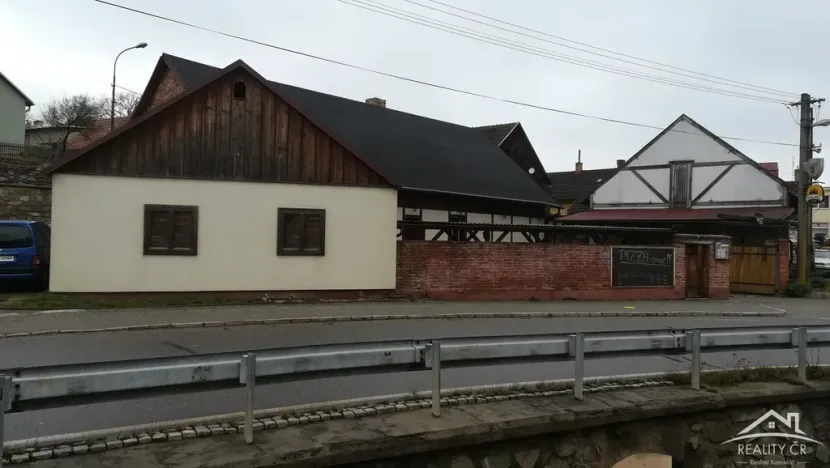 Prodej restaurace, Luka nad Jihlavou, Hřbitovní, 688 m2