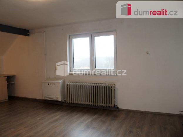 Prodej bytu 1+kk, Trhové Sviny, Branka, 32 m2