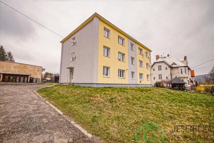 Prodej bytu 2+1, Žulová, Komenského, 65 m2