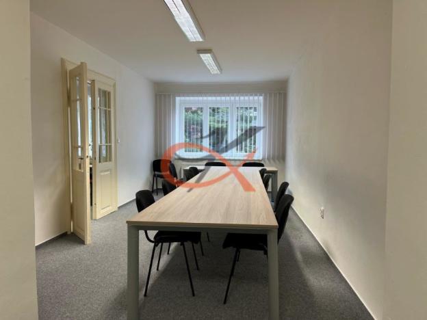 Pronájem kanceláře, Valašské Meziříčí, Náměstí, 62 m2