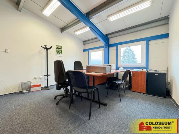 Prodej výrobních prostor, Nedvědice, 1382 m2