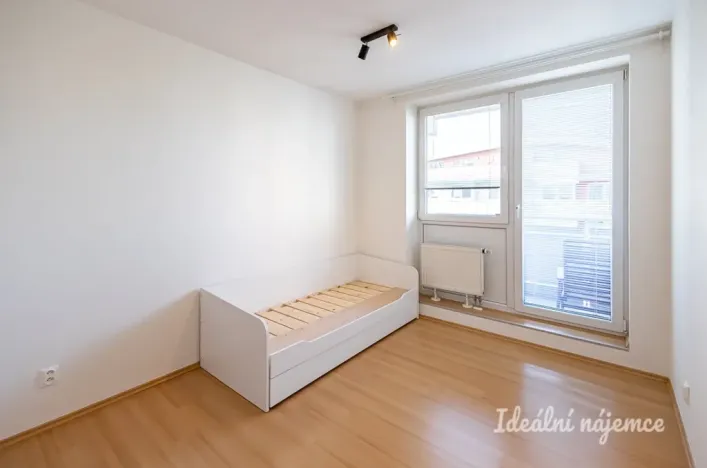 Pronájem bytu 3+kk, Praha - Letňany, Beranových, 71 m2