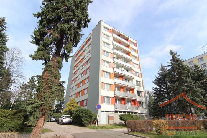 Prodej bytu 3+1, Hradec Králové, K Sokolovně, 73 m2