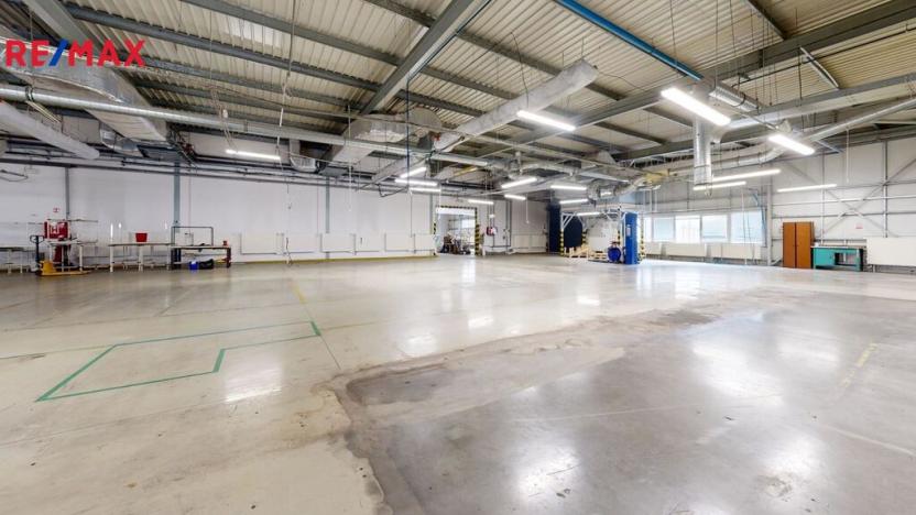 Prodej výrobních prostor, Blansko, 2746 m2