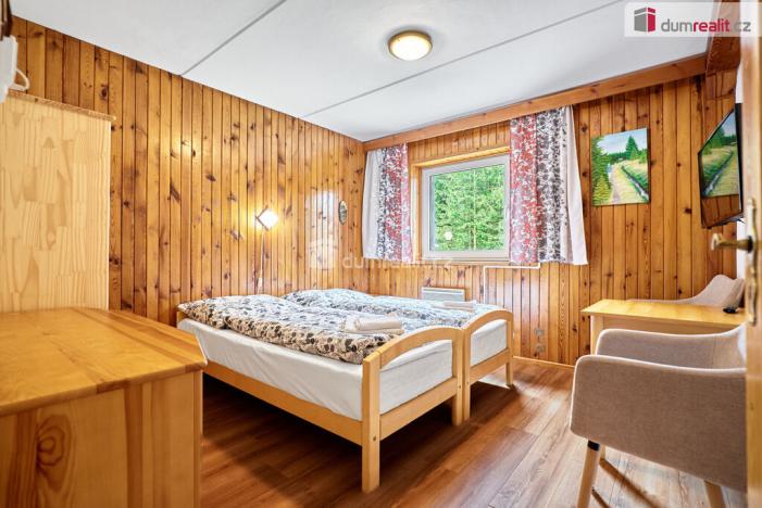 Prodej komerční nemovitosti, Abertamy, Plešivecká, 718 m2