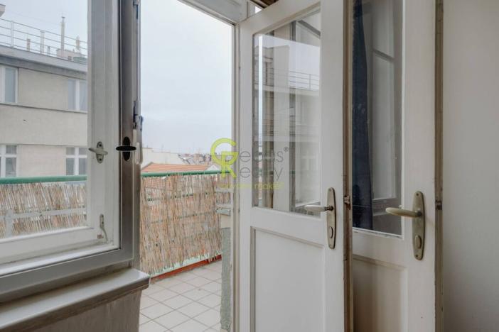 Pronájem bytu 2+1, Praha - Nové Město, Ve Smečkách, 52 m2