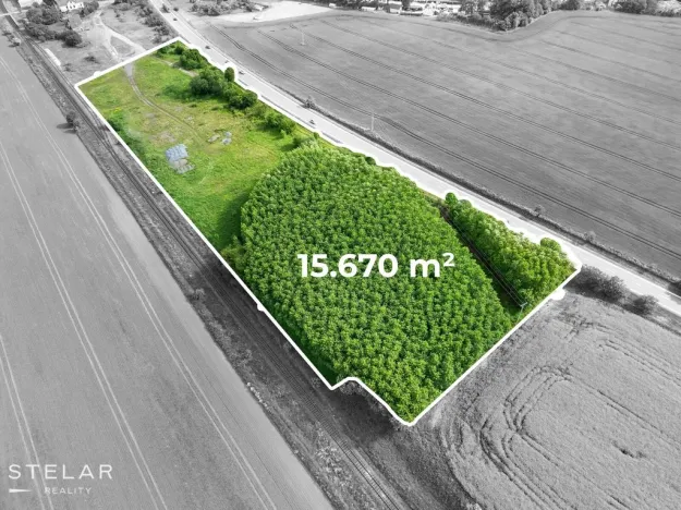 Prodej komerčního pozemku, Krnov, 15670 m2