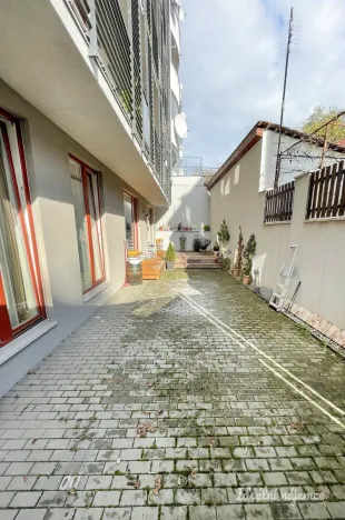 Pronájem bytu 2+kk, Praha - Vršovice, Košická, 48 m2