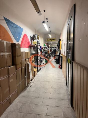 Prodej obchodního prostoru, Valašské Meziříčí, Náměstí, 345 m2