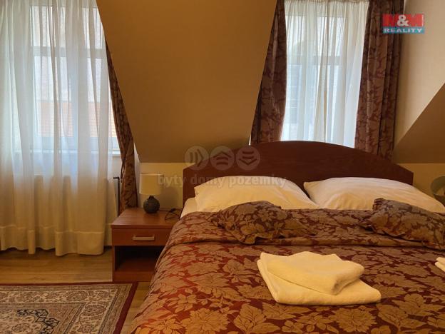 Pronájem bytu 4+kk, Plzeň - Vnitřní Město, Zbrojnická, 110 m2