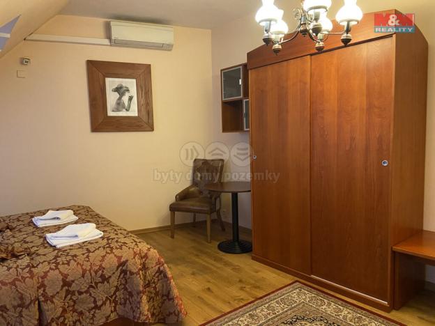 Pronájem bytu 4+kk, Plzeň - Vnitřní Město, Zbrojnická, 110 m2