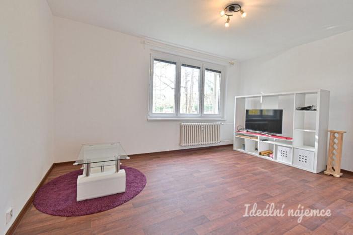 Pronájem bytu 2+kk, Brno - Líšeň, Popelákova, 39 m2