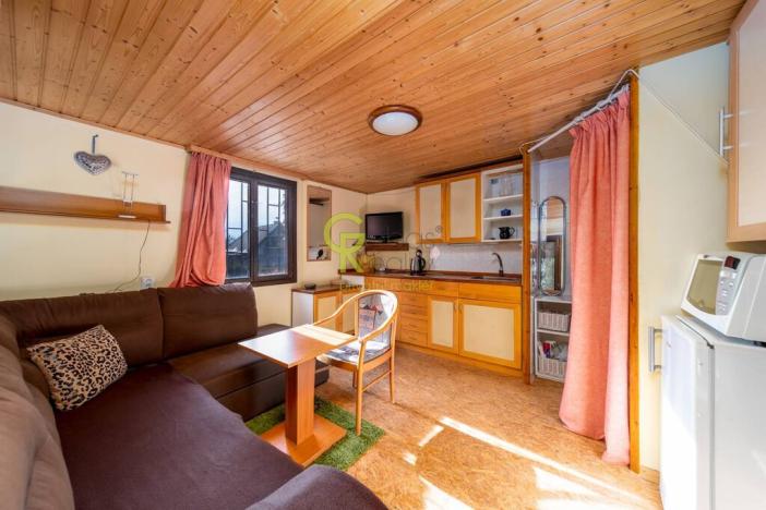 Pronájem rodinného domu, Klecany, Pod Černou skálou, 16 m2