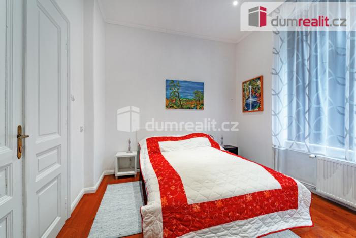 Prodej rodinného domu, Mariánské Lázně - Úšovice, Dobrovského, 290 m2