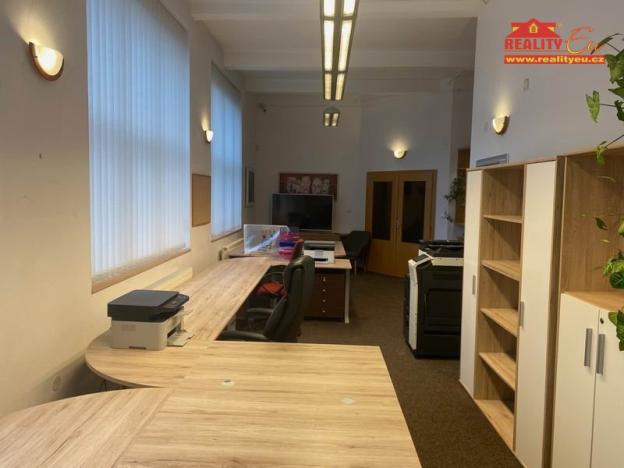 Pronájem kanceláře, Česká Skalice, Bezručova, 140 m2