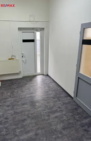 Pronájem obchodního prostoru, Třebíč - Nové Dvory, Viktorinova, 267 m2