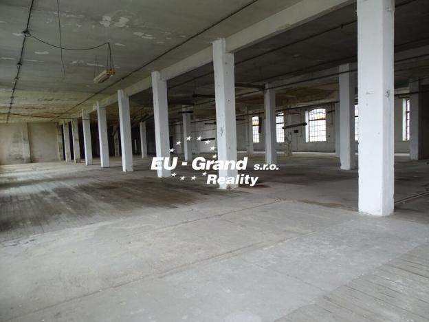 Pronájem skladu, Rumburk, Jiříkovská, 3900 m2