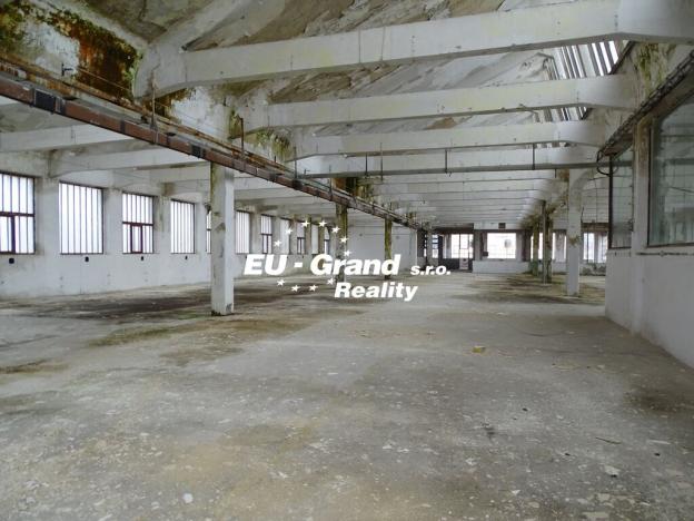 Pronájem skladu, Rumburk, Jiříkovská, 3900 m2