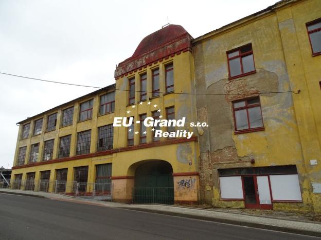 Pronájem skladu, Rumburk, Jiříkovská, 3900 m2