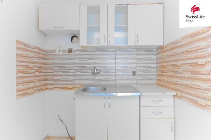 Prodej bytu 1+kk, Úpice, Spojenců, 30 m2
