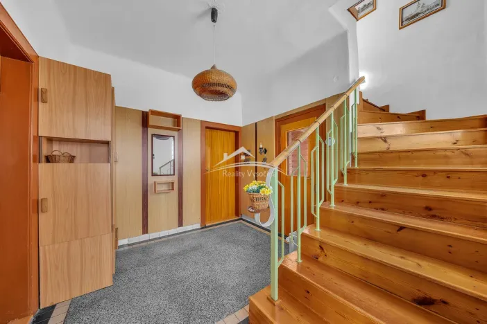 Prodej rodinného domu, Okrouhlice, 1002 m2