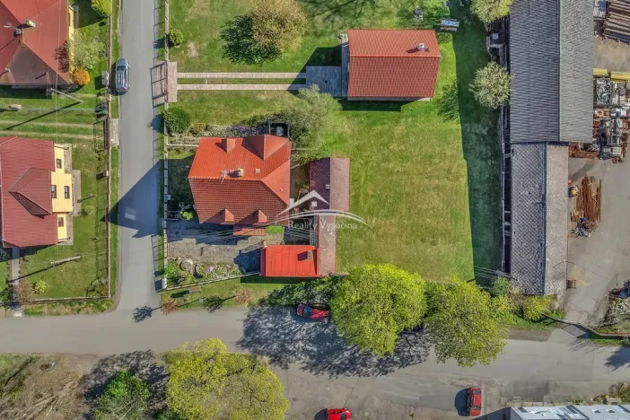 Prodej rodinného domu, Okrouhlice, 1002 m2