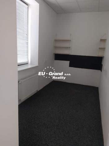 Pronájem kanceláře, Zákupy, 250 m2