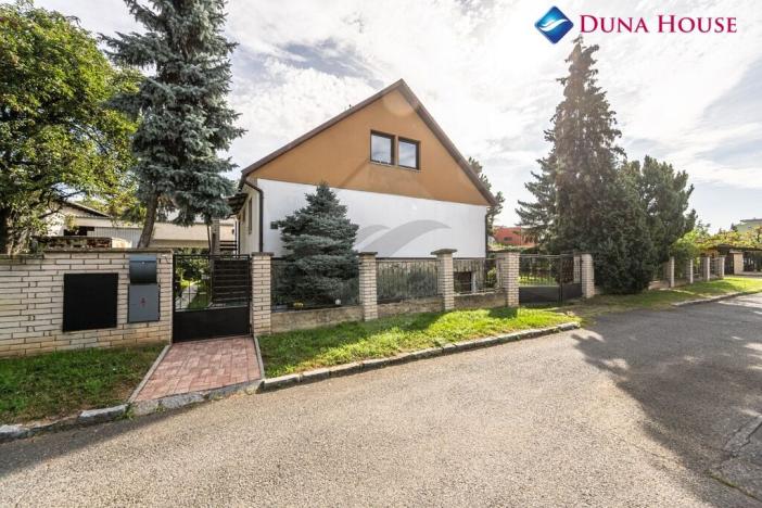 Prodej rodinného domu, Praha - Třeboradice, 260 m2