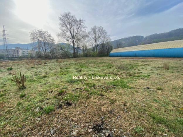 Pronájem pozemku pro komerční výstavbu, Velké Březno, 3600 m2