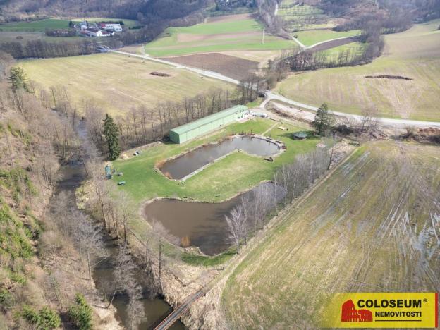 Prodej skladu, Nedvědice, 1382 m2